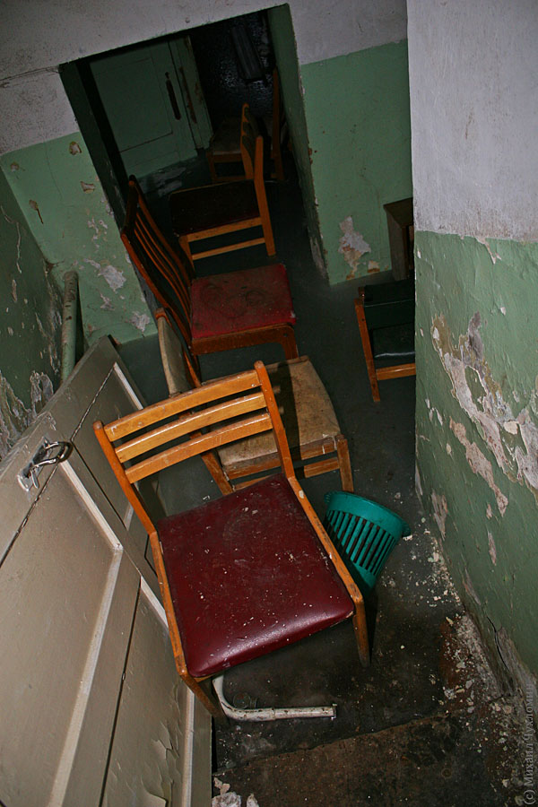 Заброшенная больница в Сыктывкаре подвал