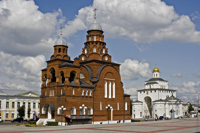 Золотые ворота Троицкая церковь Владимир фото отчет